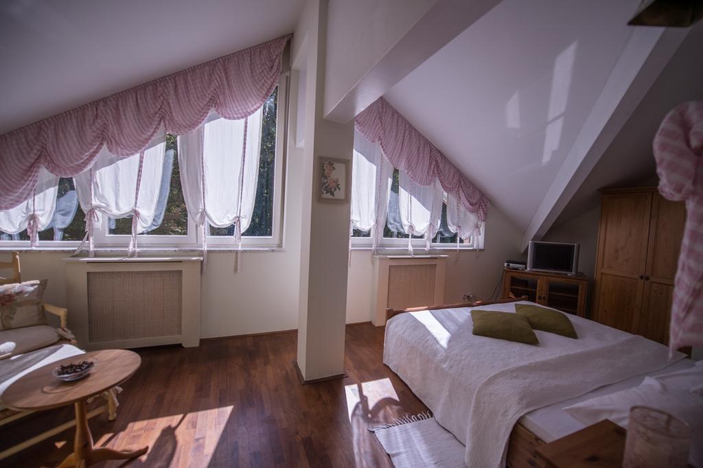 Guesthouse Trajbar Team Zaprešić Zimmer foto