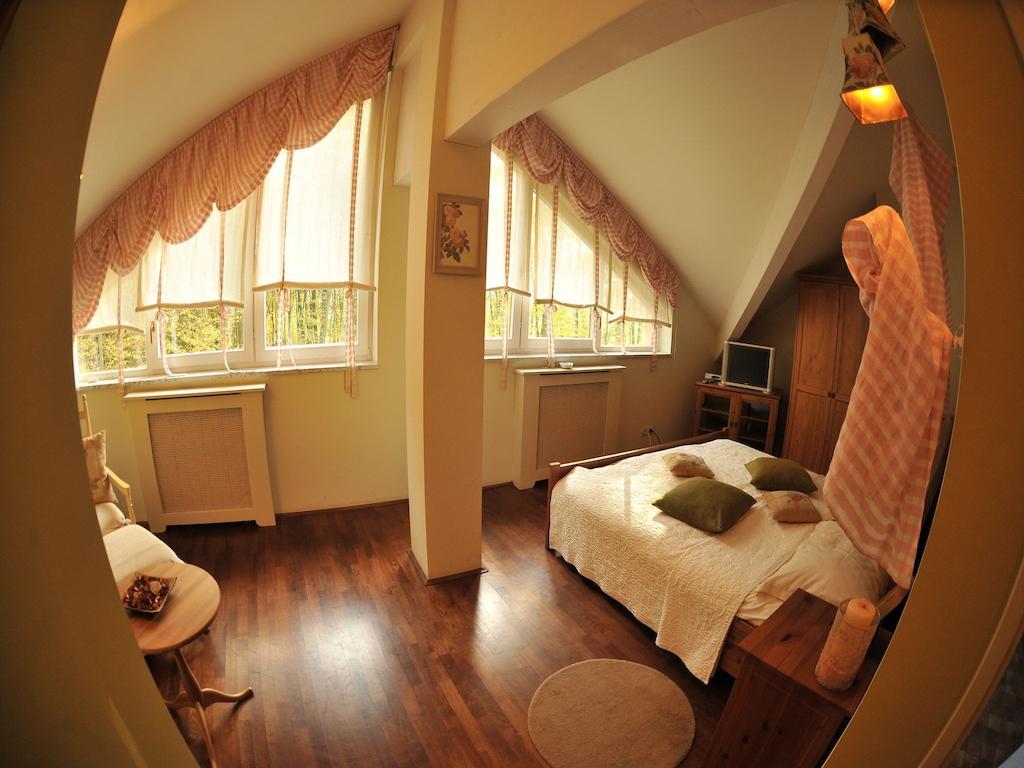 Guesthouse Trajbar Team Zaprešić Exterior foto