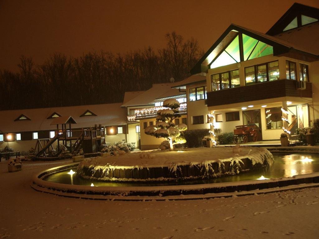 Guesthouse Trajbar Team Zaprešić Exterior foto